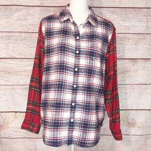 American Eagle Outfitters Red and White Plaid Flannel Size XS